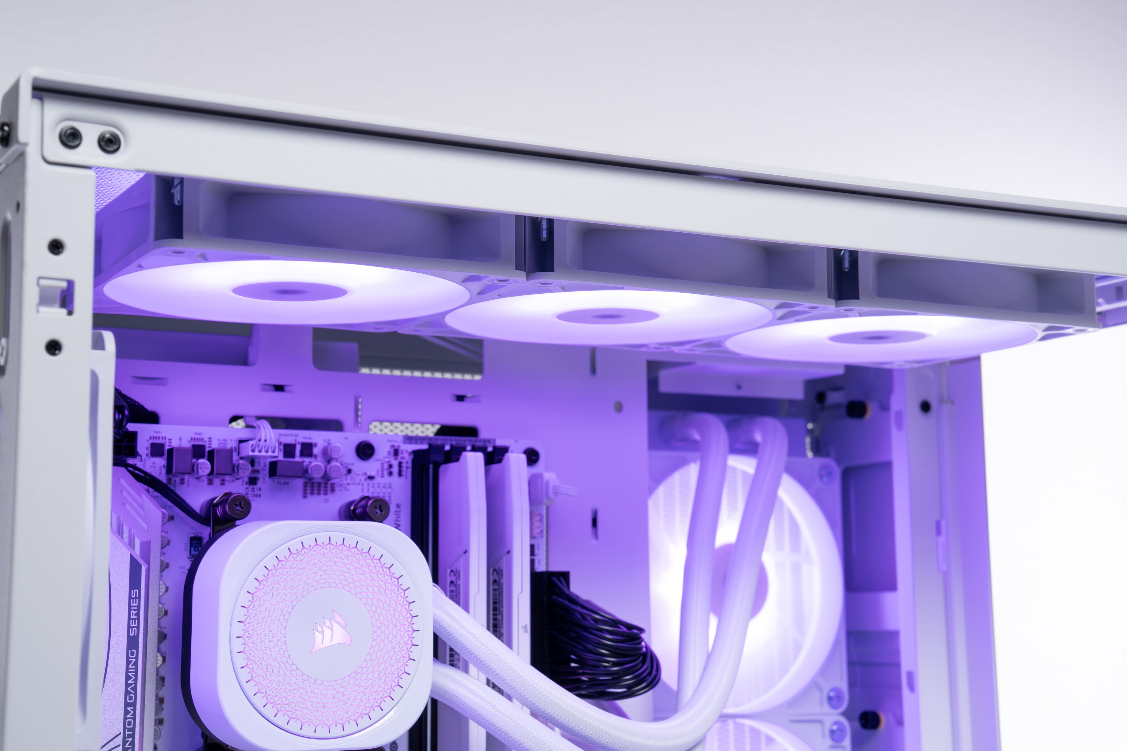 Corsair x Xenova Collaboration【PRO Gaming】