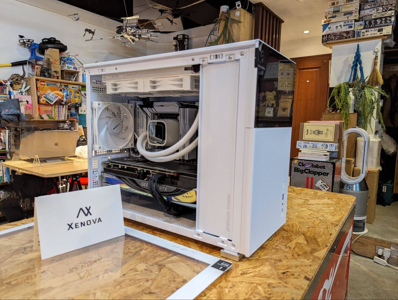 XENOVA GAMING PRO